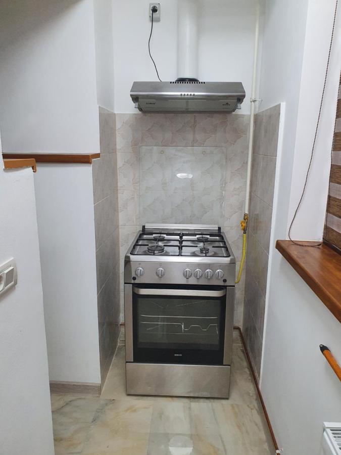 Kriss Apartment Luxury Targu Jiu Exterior photo